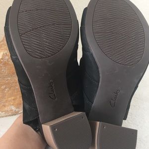 clarks block heel sandals